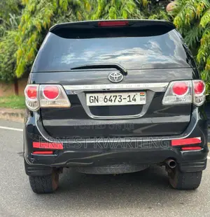 Toyota Fortuner 2014 Black
