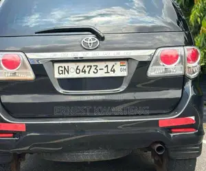 Toyota Fortuner 2014 Black