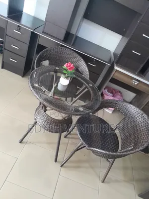 Elite Woven Dining