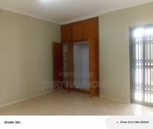 4bdrm House in Labone Going To  Ako for rent