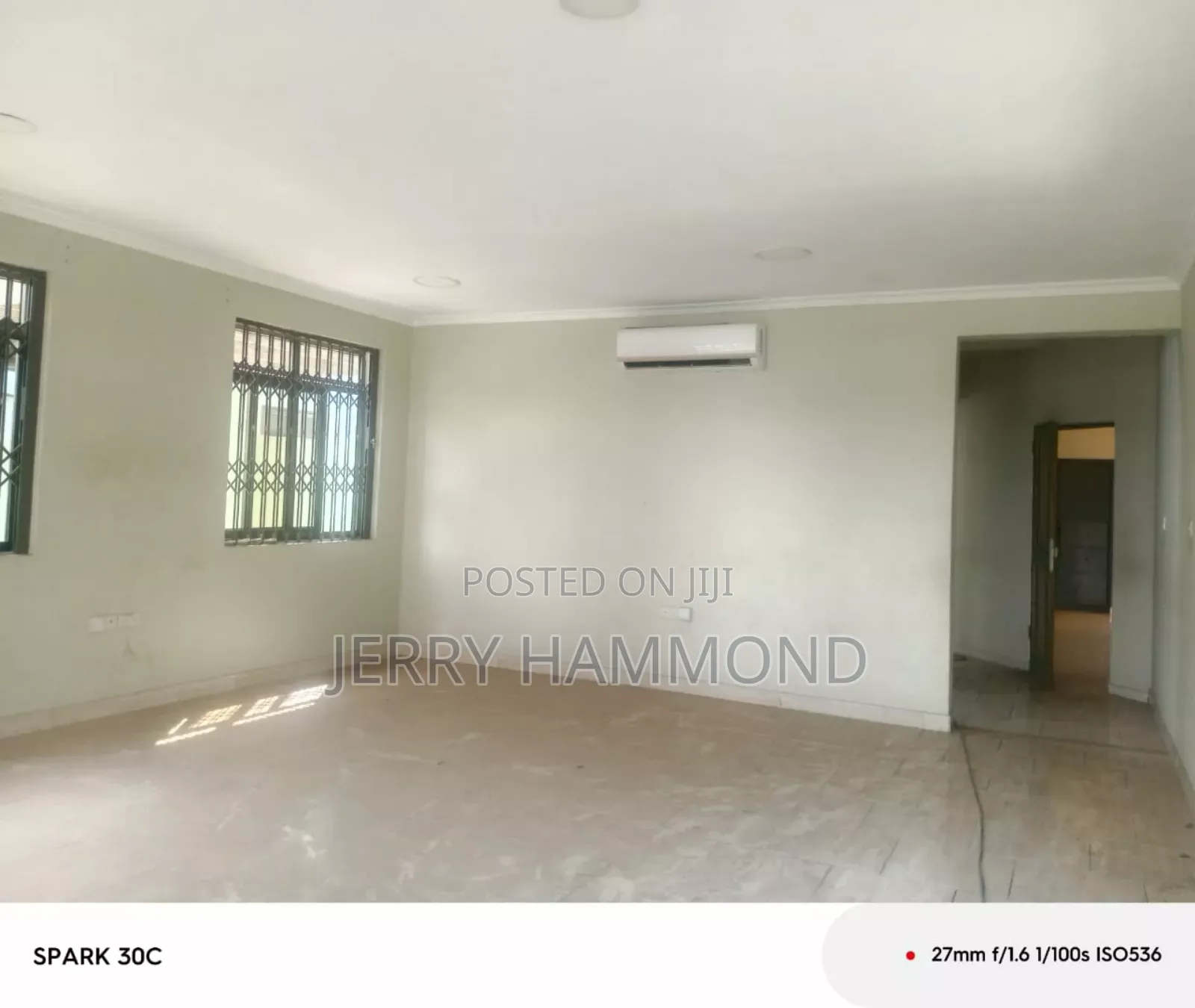4bdrm House in Labone Going To  Ako for rent