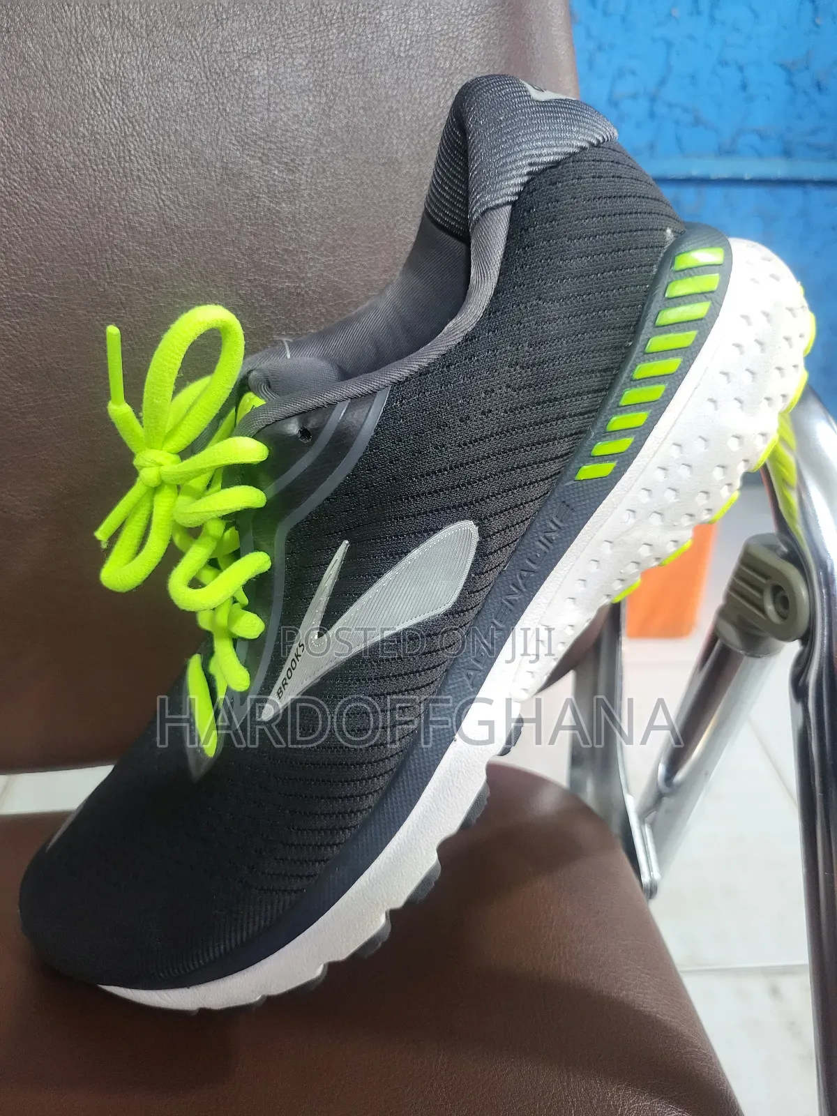 Brooks Running Trainers