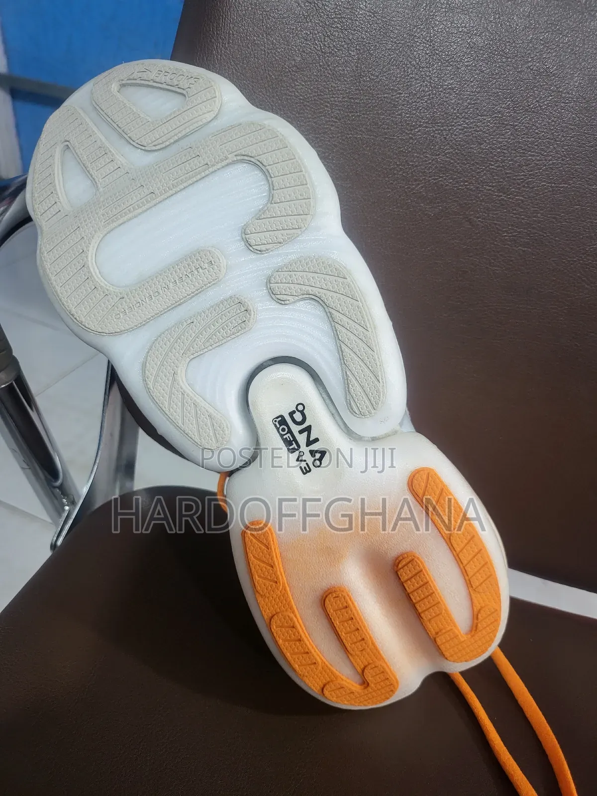 Brooks Running Trainers