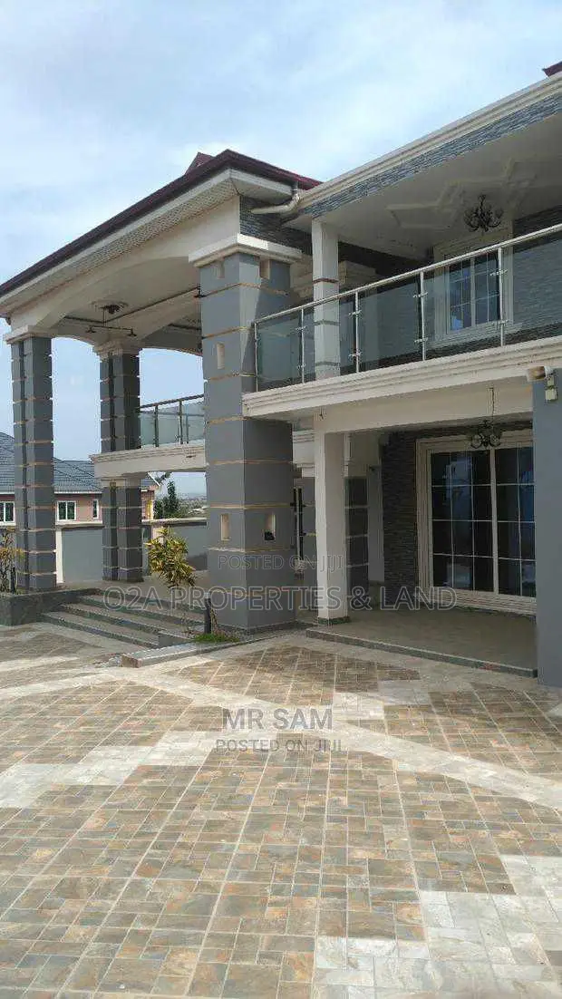 Furnished 8bdrm House in Tuba Junction, Ga South Municipal for sale