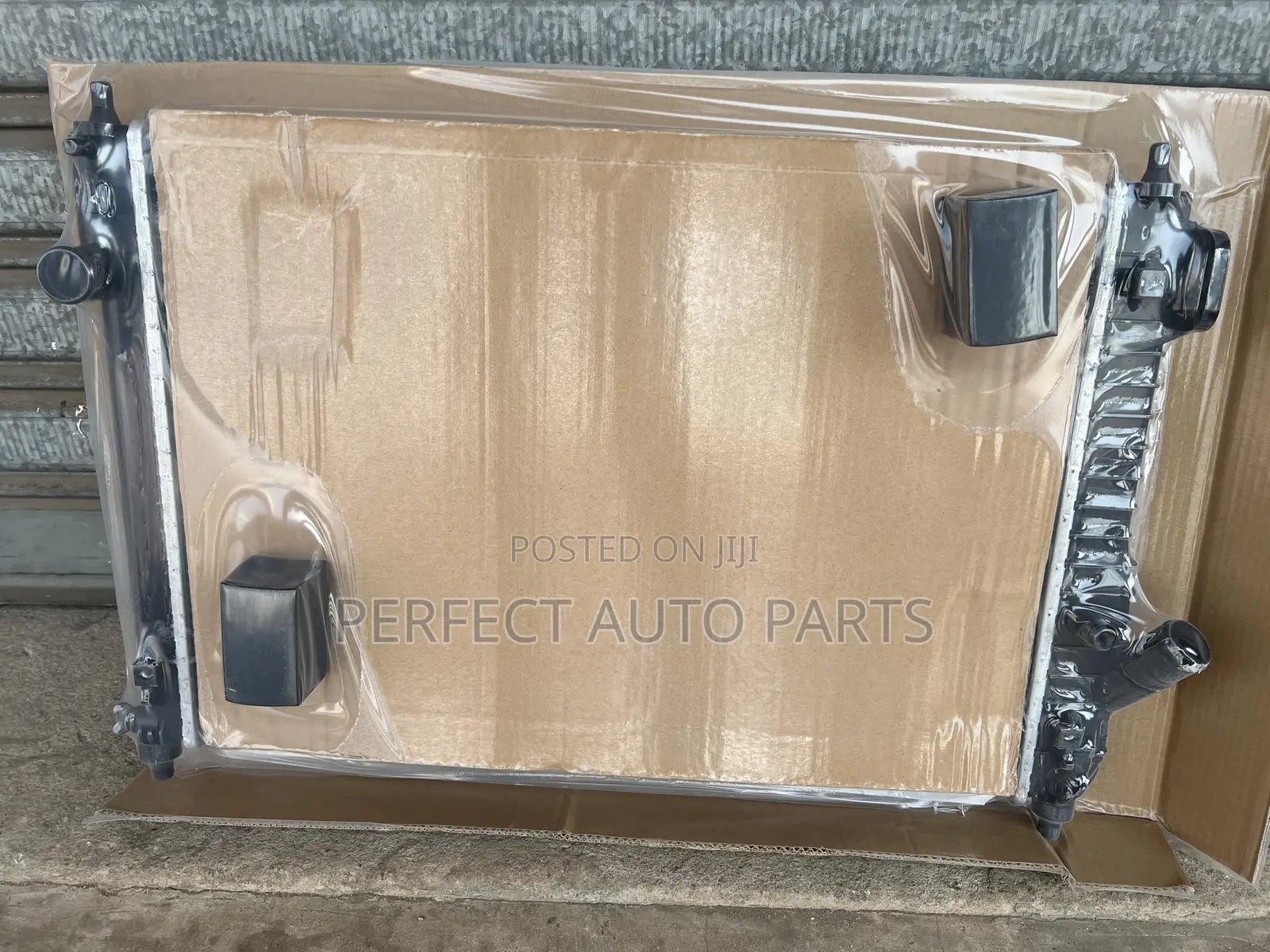 Chevrolet Aveo/ Kalos 2009 2010 2011 2012 2013 Radiator/ Water Tank