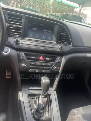Hyundai Elantra Sport 2018 White