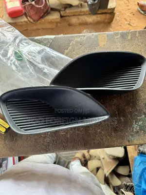 Yaris / Vitz Fog Lamp Cover Sealed