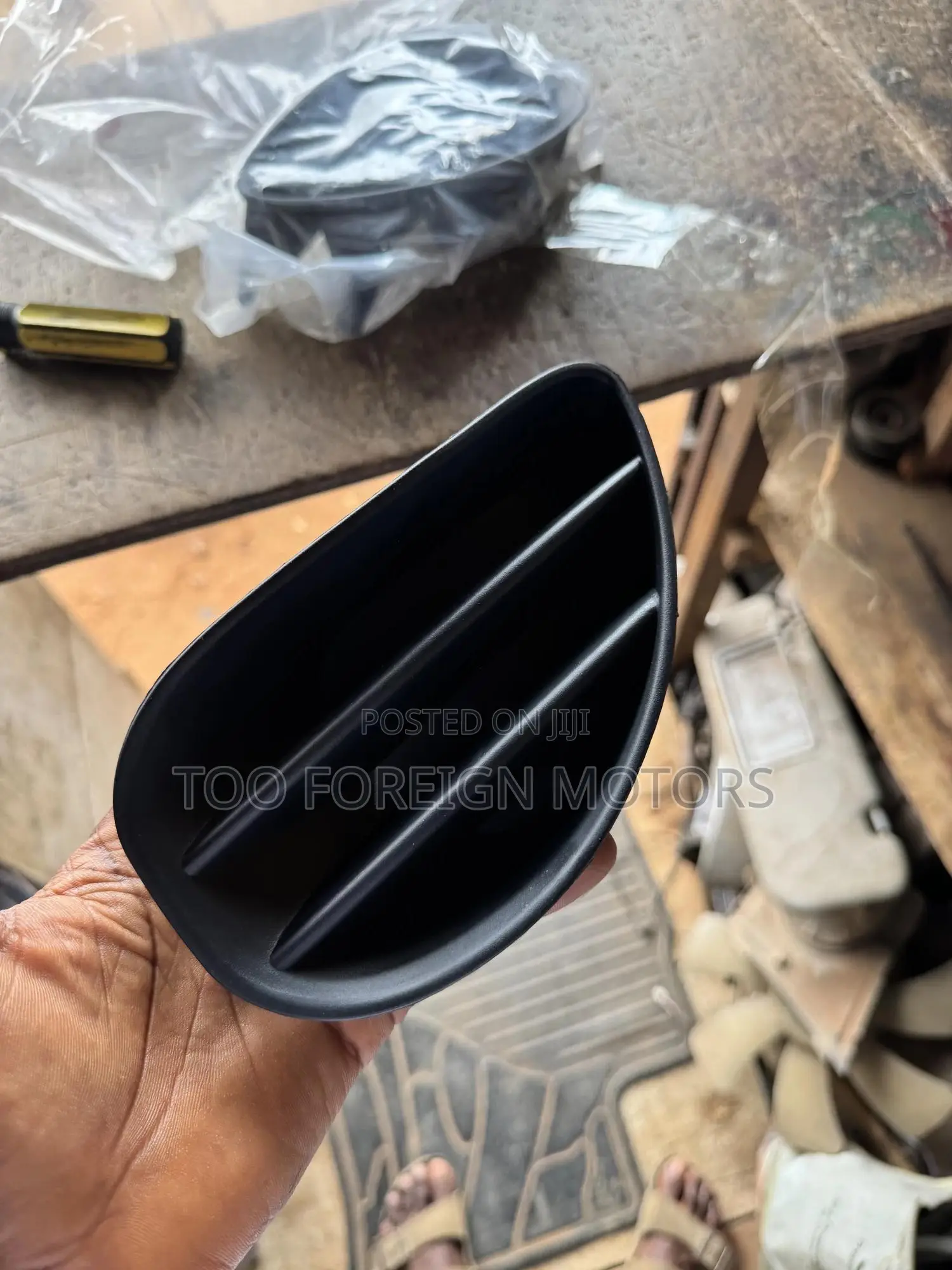 Yaris / Vitz Fog Lamp Cover Sealed