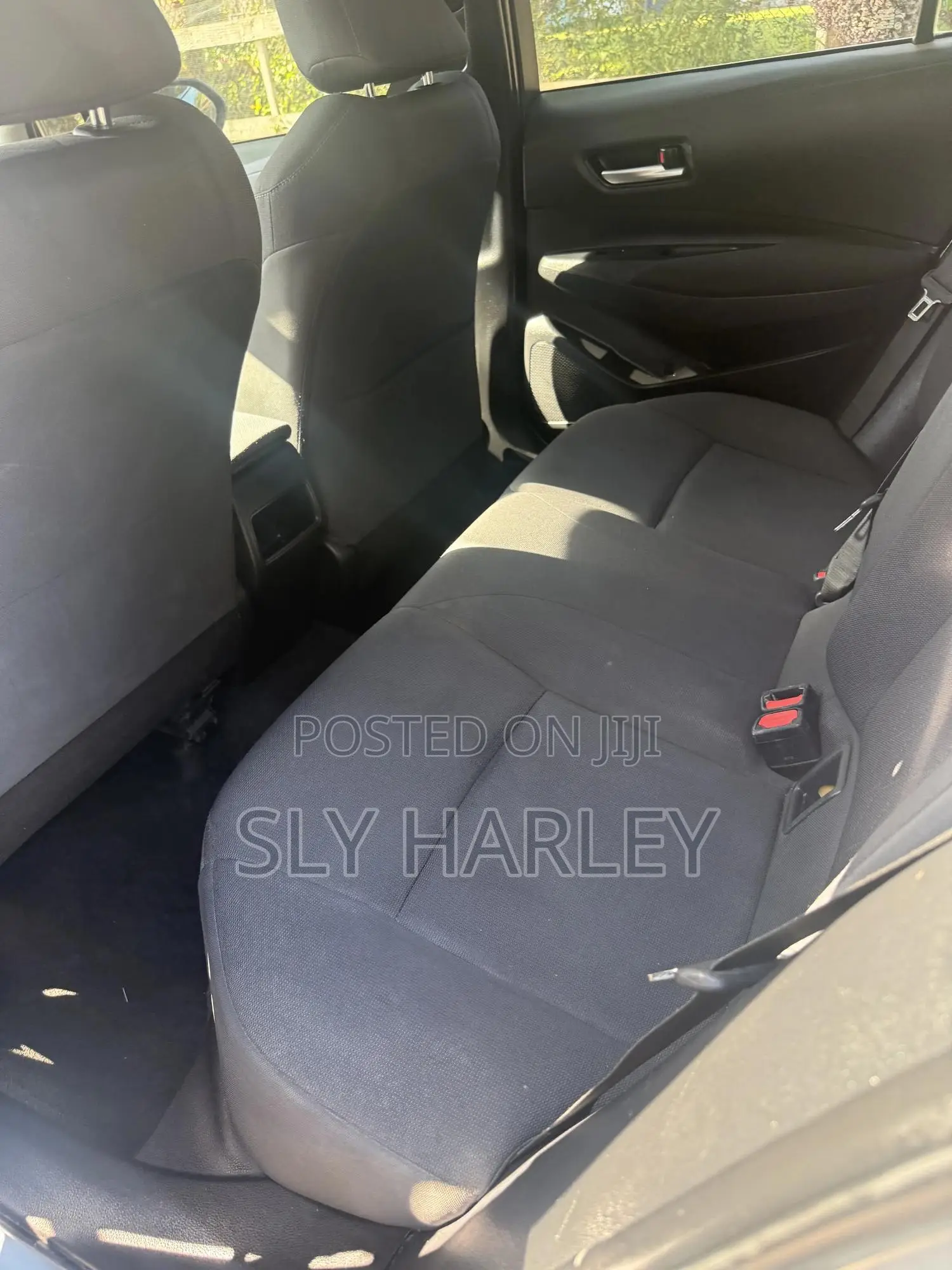 Toyota Corolla LE 2021 Gray