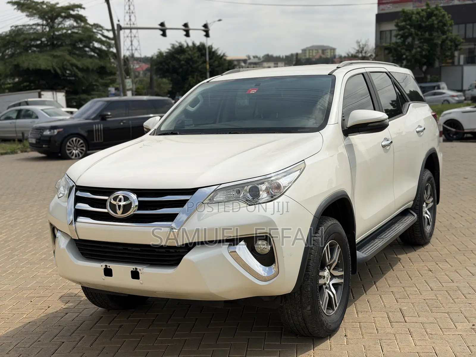 Toyota Fortuner 2.7 AWD 2019 White