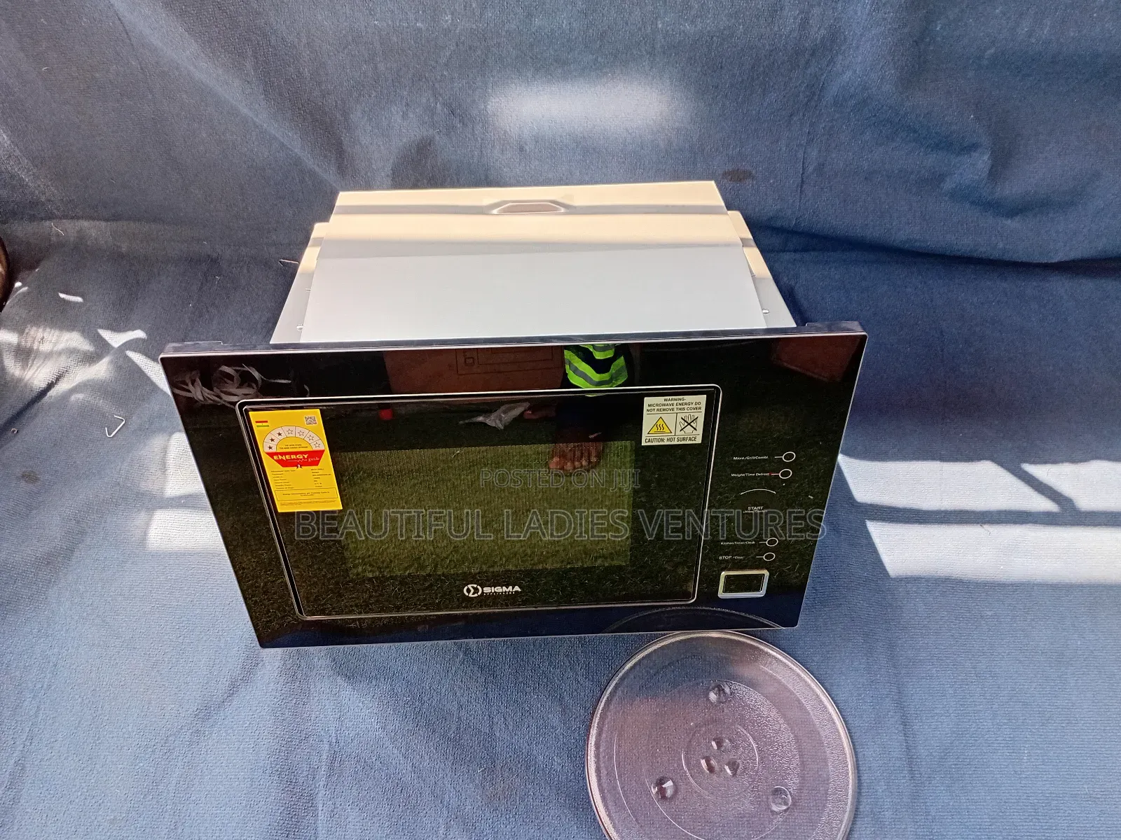 Sigma Built-in Microwave Oven – Compact Design, Strong Output