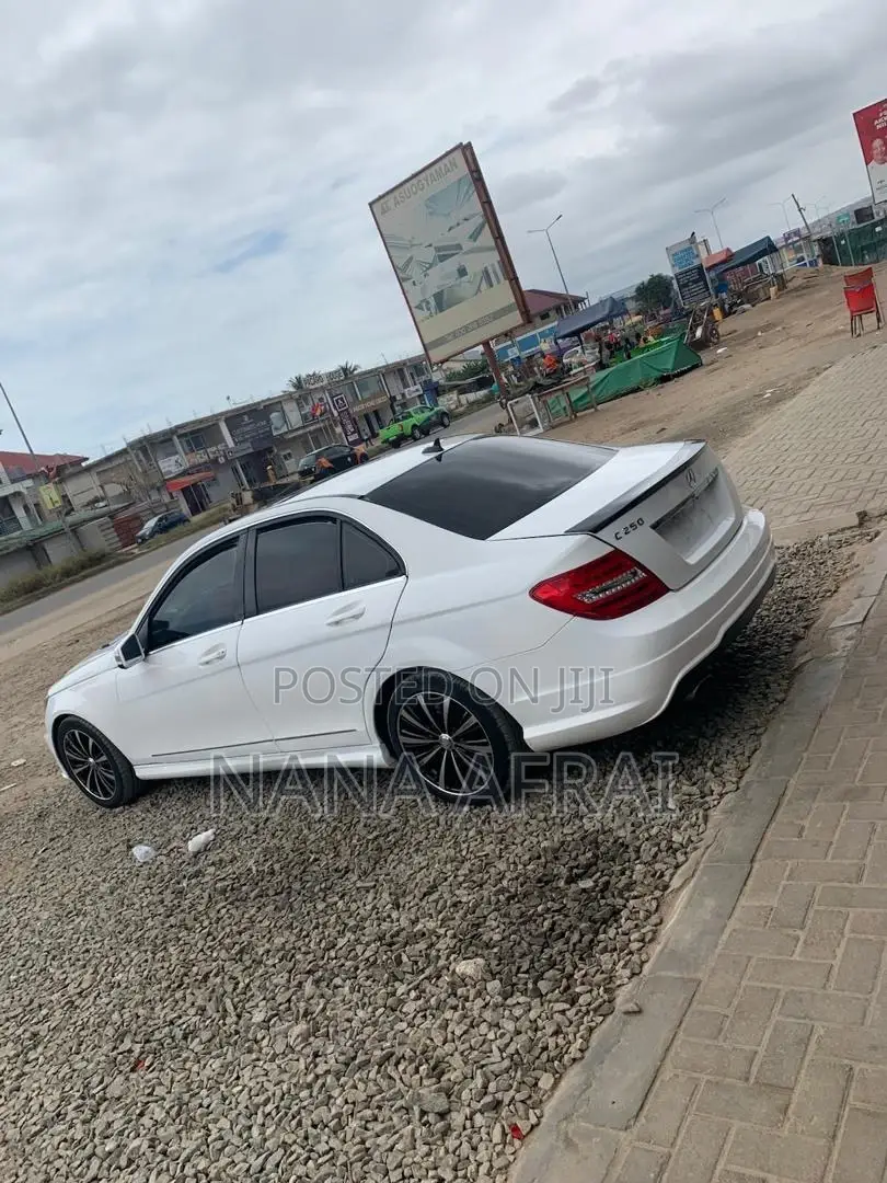 Mercedes-Benz C250 2014 White