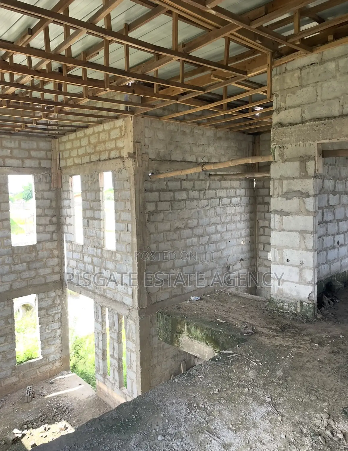 2bdrm House in Olebu for sale