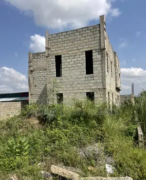 2bdrm House in Olebu for sale
