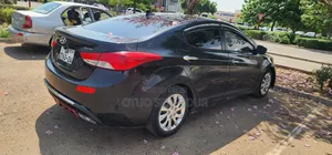 Hyundai Elantra SE 4dr Sedan (1.8L 4cyl 6A) 2014 Black
