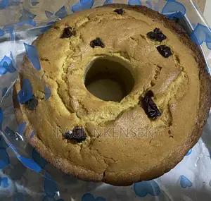 Freshly Home Baked Cakes. Dm for Yours Now  Get 2 Huge Ones.