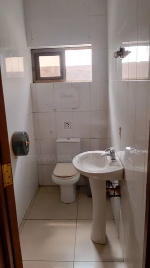 4bdrm Apartment in Tiyumba Real Estate, Pillar 2 for rent
