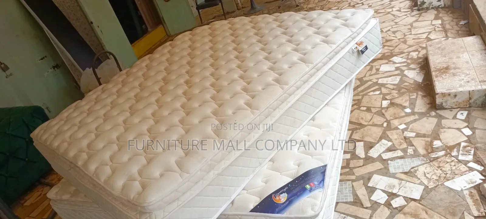 Auto Messaging Mattress Available as Seen From Canada