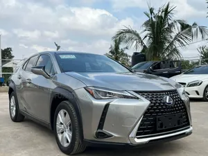Lexus UX 2019 Silver