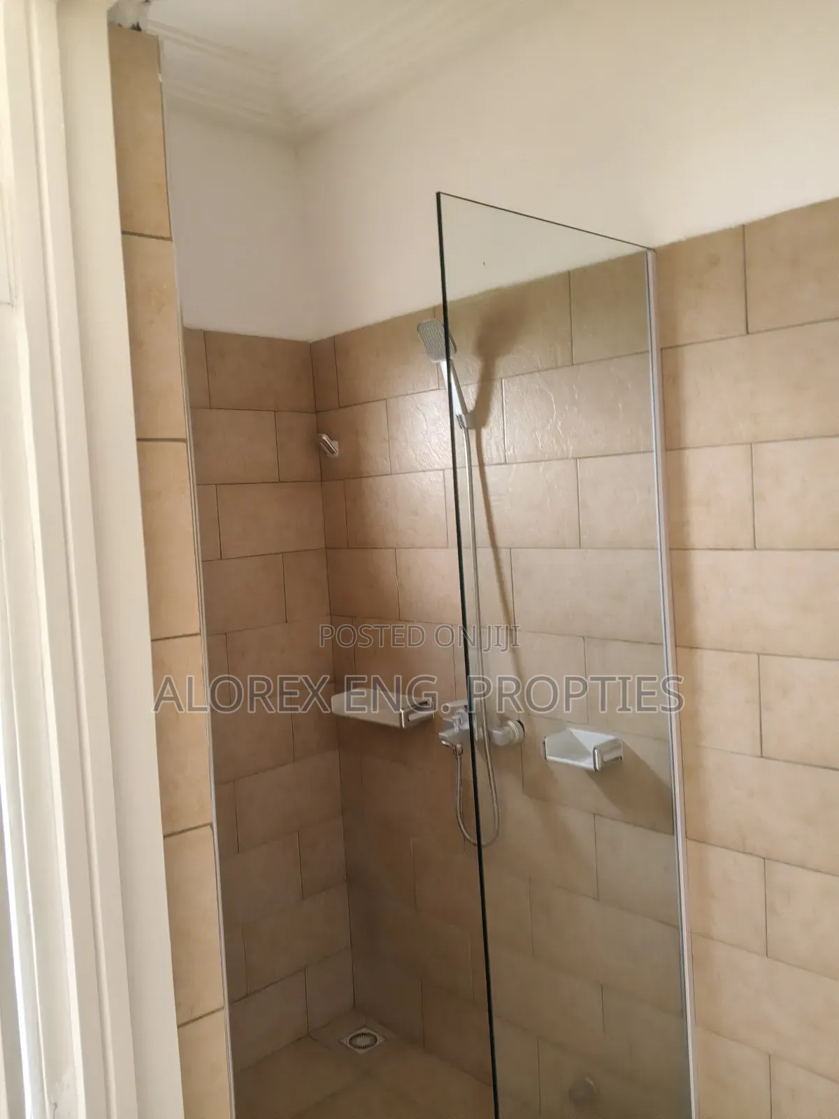 3bdrm House in Amanfro, Adenta for sale