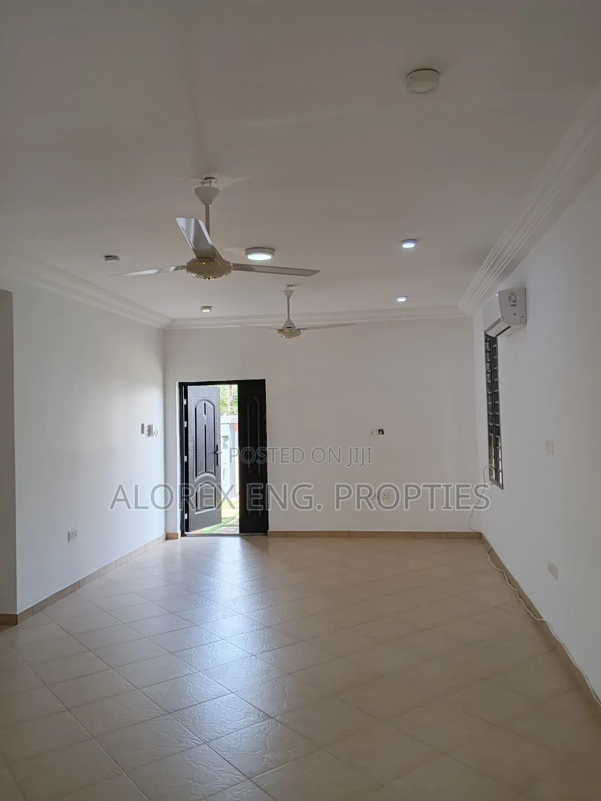 3bdrm House in Amanfro, Adenta for sale
