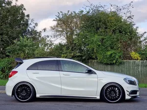 Mercedes-Benz C200 2017 White