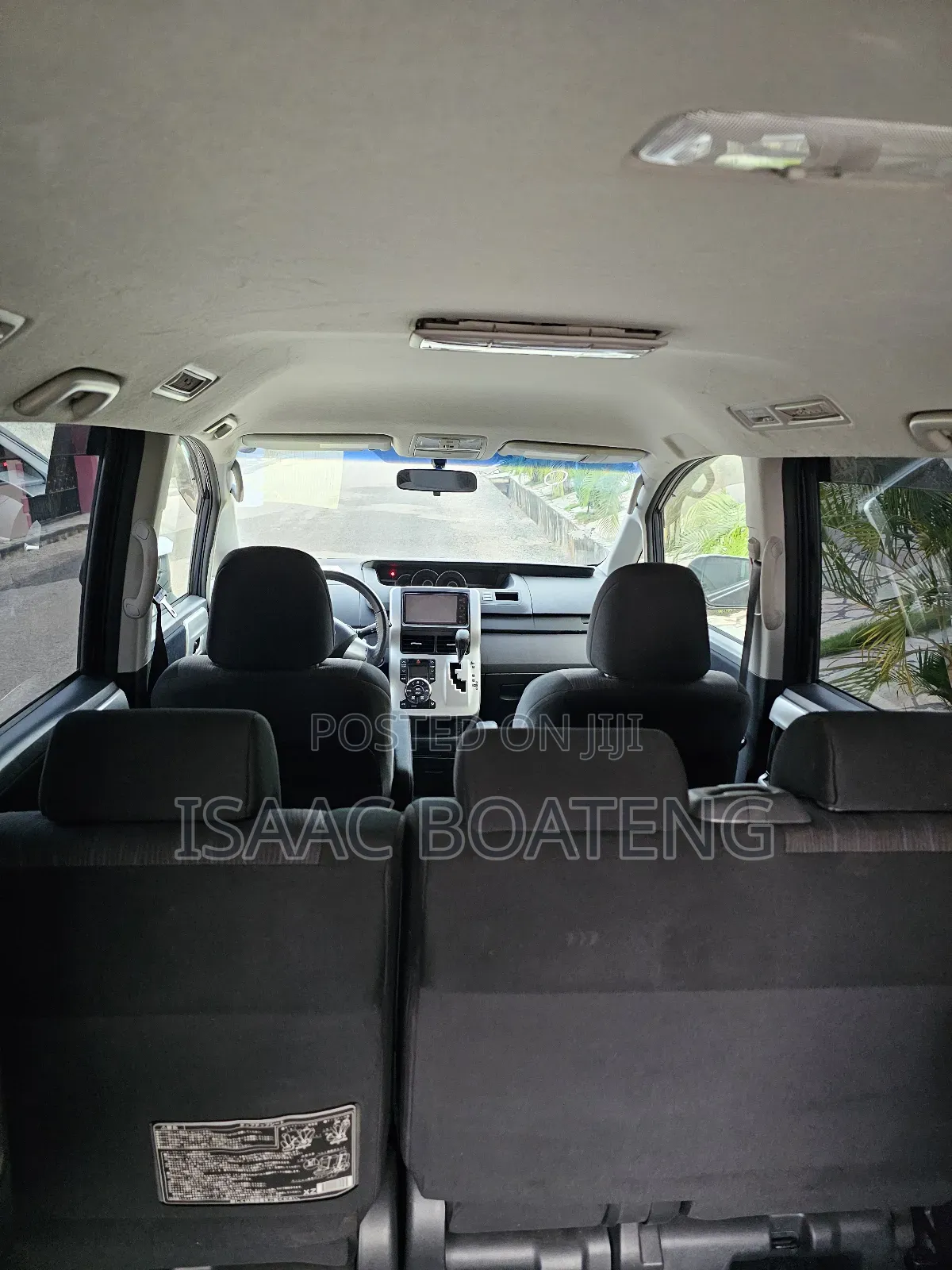 Toyota Voxy 2012 Blue