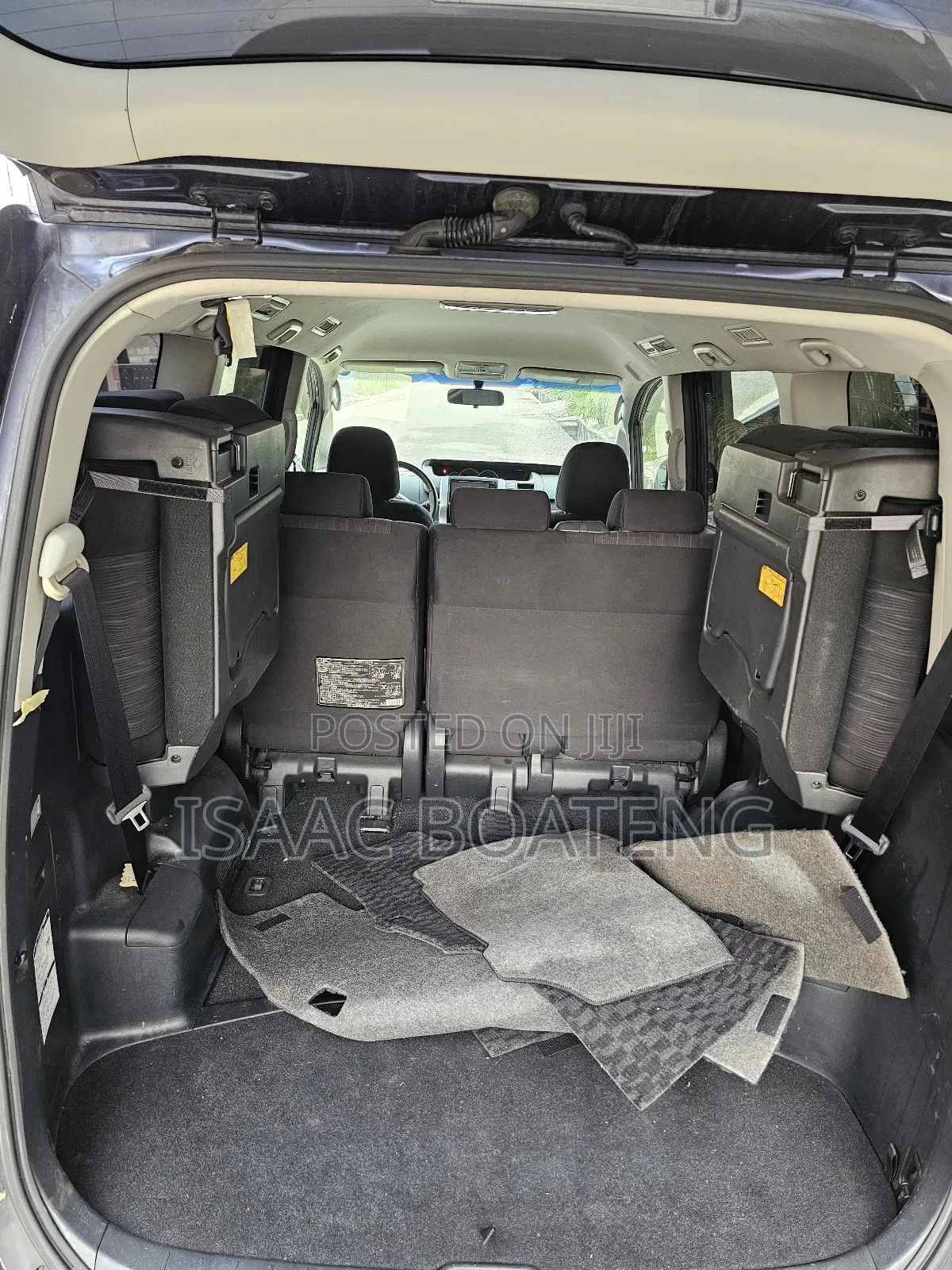 Toyota Voxy 2012 Blue