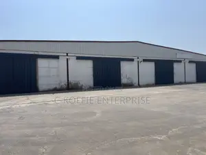 1900 SQM Warehouse Tema Valco Roundabout for Rent