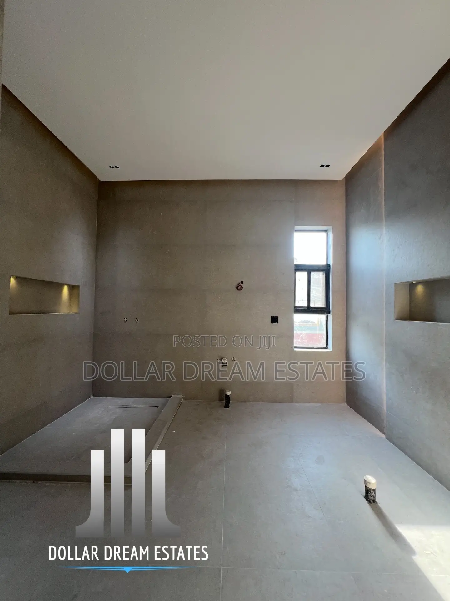 4bdrm House in East Legon for sale