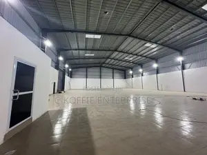 1,350sqm Warehouse at Achimota for Rent