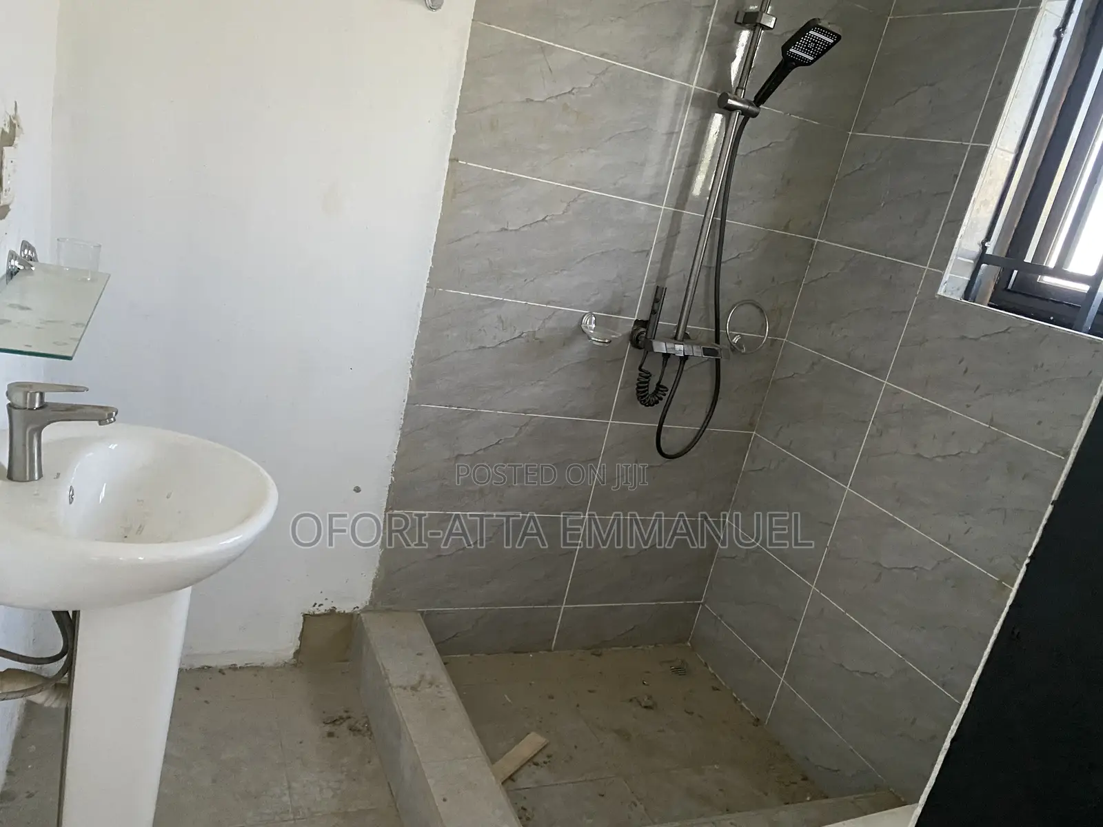 2bdrm Apartment in Pokuasi Ayawoso, Pokuase for rent