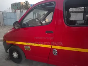 Toyota Grand HiAce 2008 Red