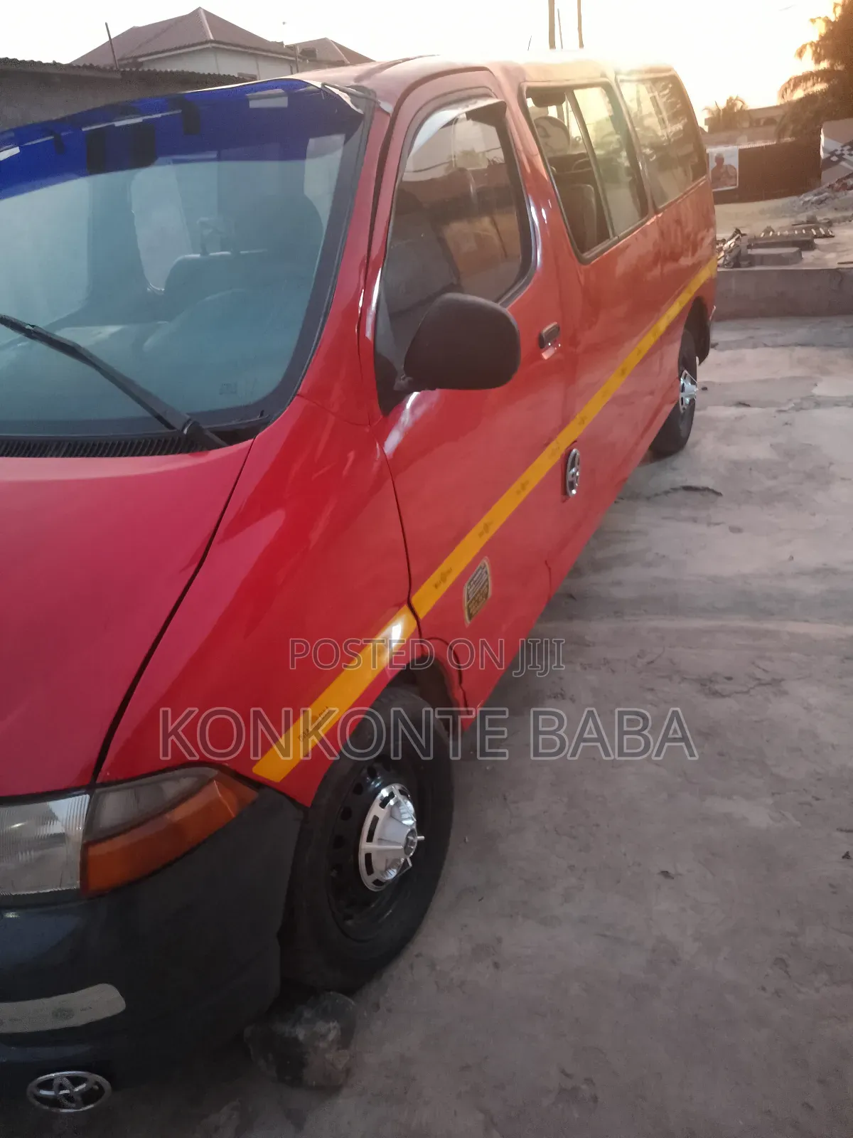 Toyota Grand HiAce 2008 Red