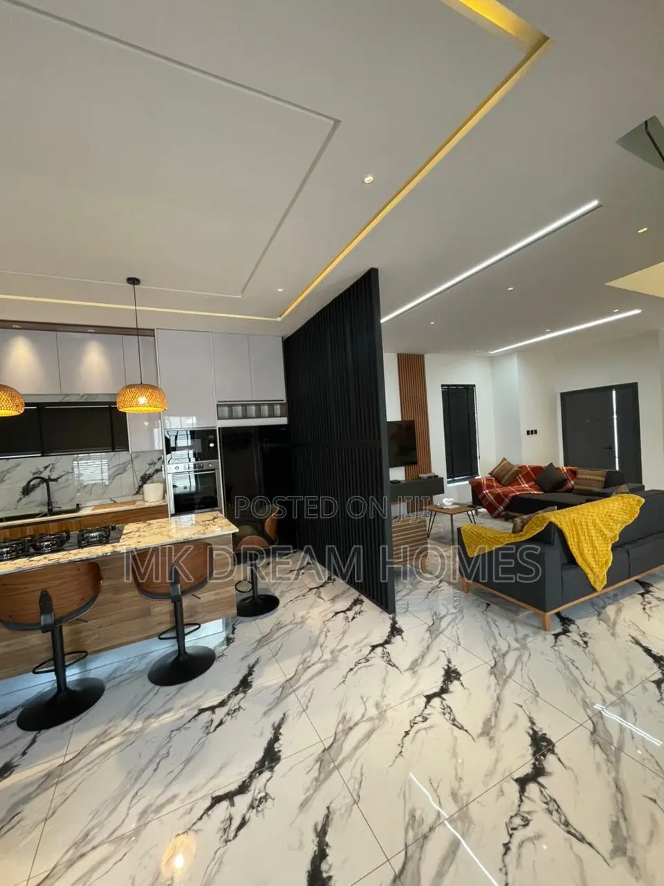Furnished 4bdrm Mansion in School Junction for rent