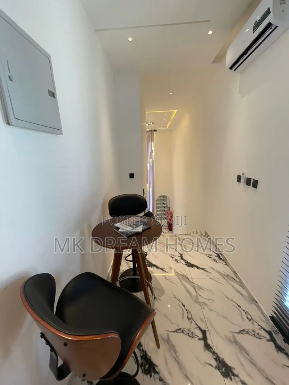 Furnished 4bdrm Mansion in School Junction for rent