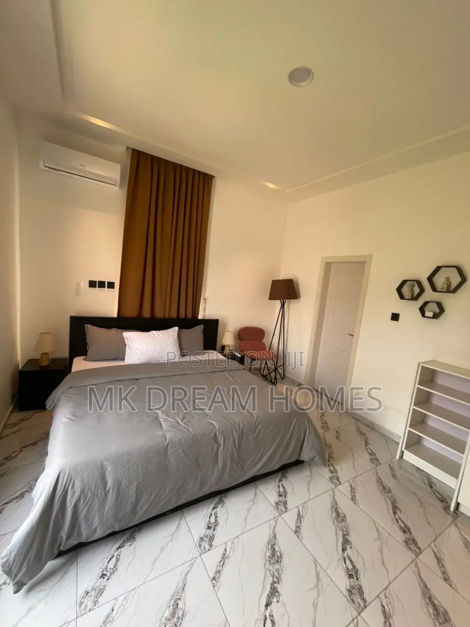 Furnished 4bdrm Mansion in School Junction for rent