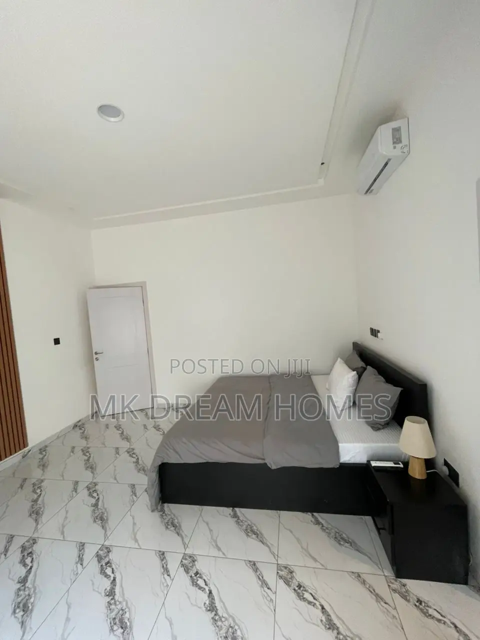 Furnished 4bdrm Mansion in School Junction for rent