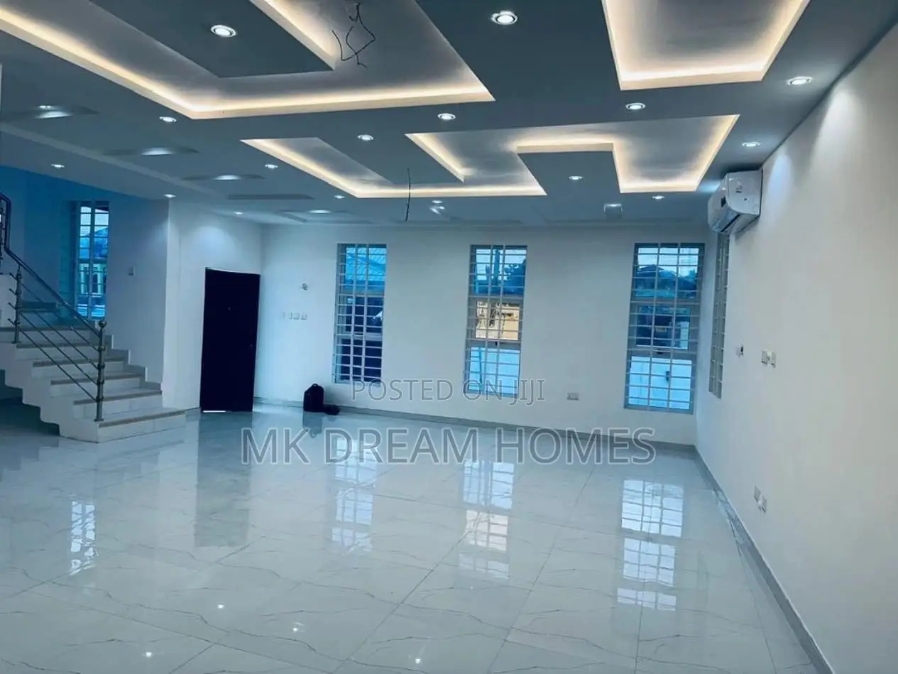 3bdrm House in School Junction for sale
