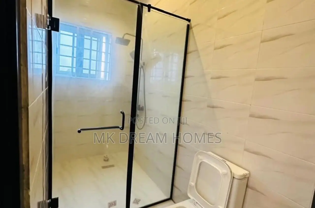 3bdrm House in School Junction for sale