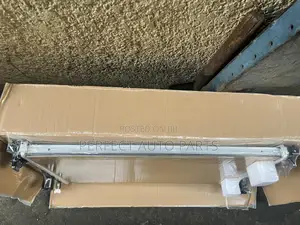 Toyota Rav 4 07,08 2009 2010 2011 2012 2013 2014 Radiator/ Water Tank