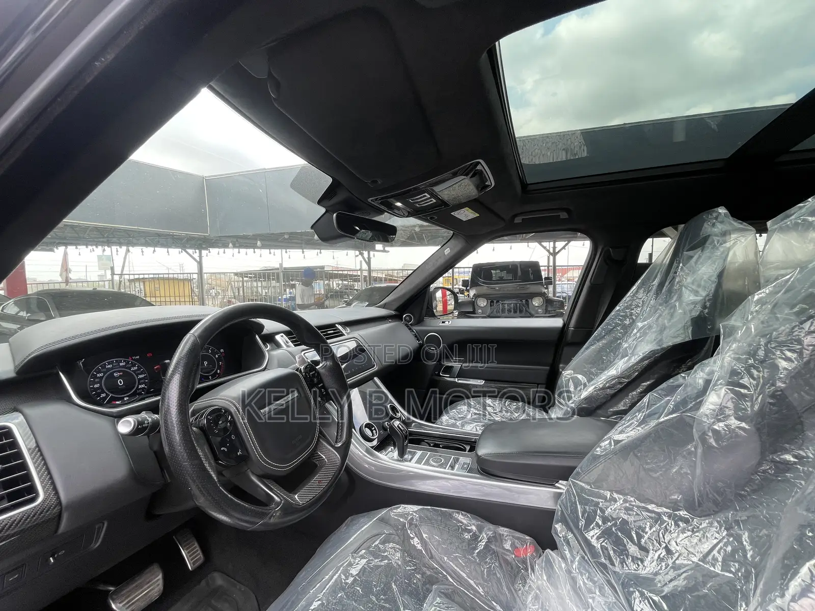 Land Rover Range Rover Sport SVR 4x4 2020 Black