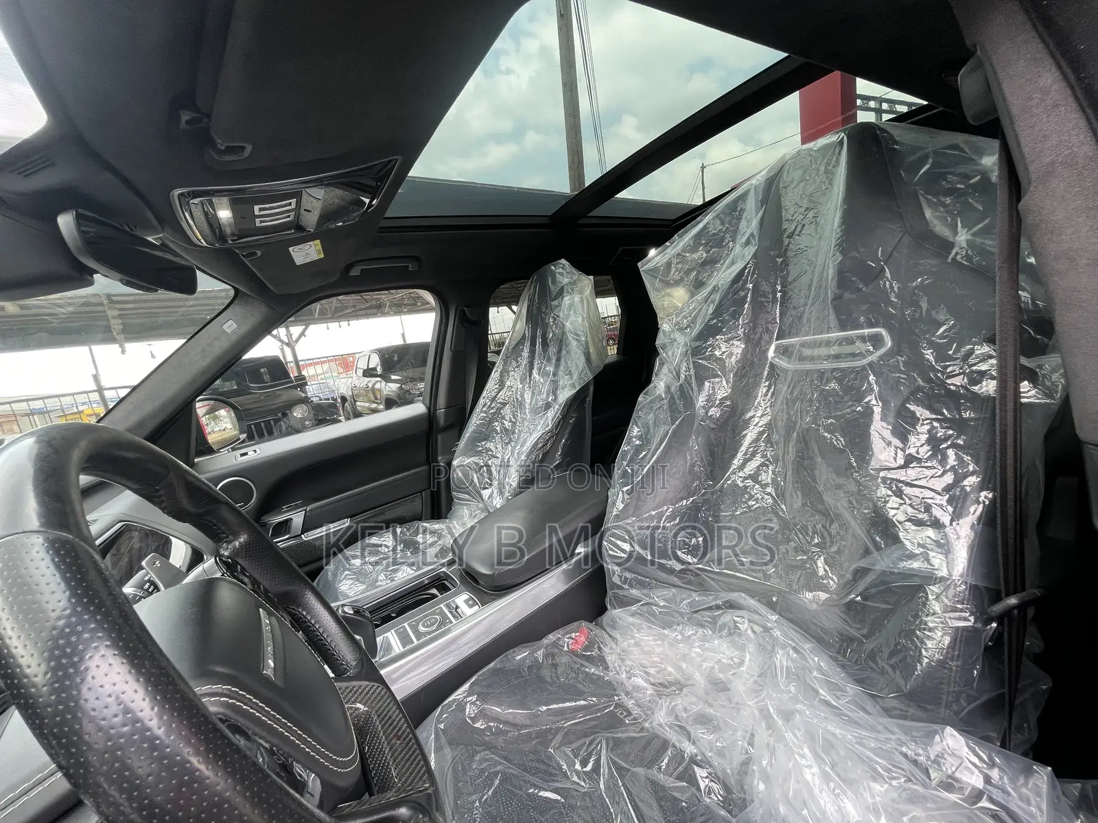 Land Rover Range Rover Sport SVR 4x4 2020 Black