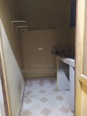 2bdrm Apartment in Ayeduase F N F Road, Kumasi Metropolitan for rent