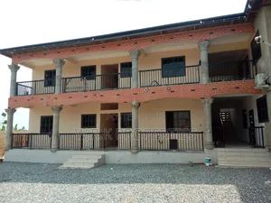 2bdrm Apartment in Pastoria Koforidua, New-Juaben Municipal for rent