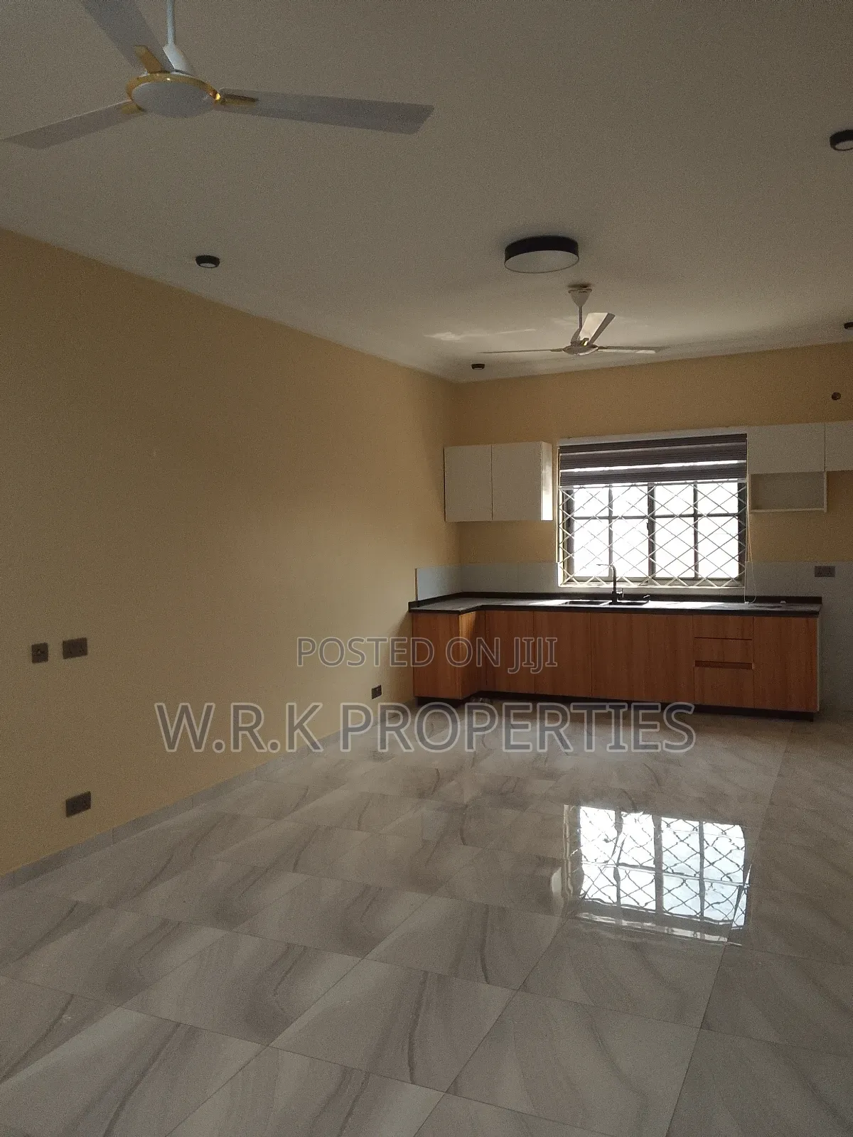 2bdrm Apartment in Pastoria Koforidua, New-Juaben Municipal for rent