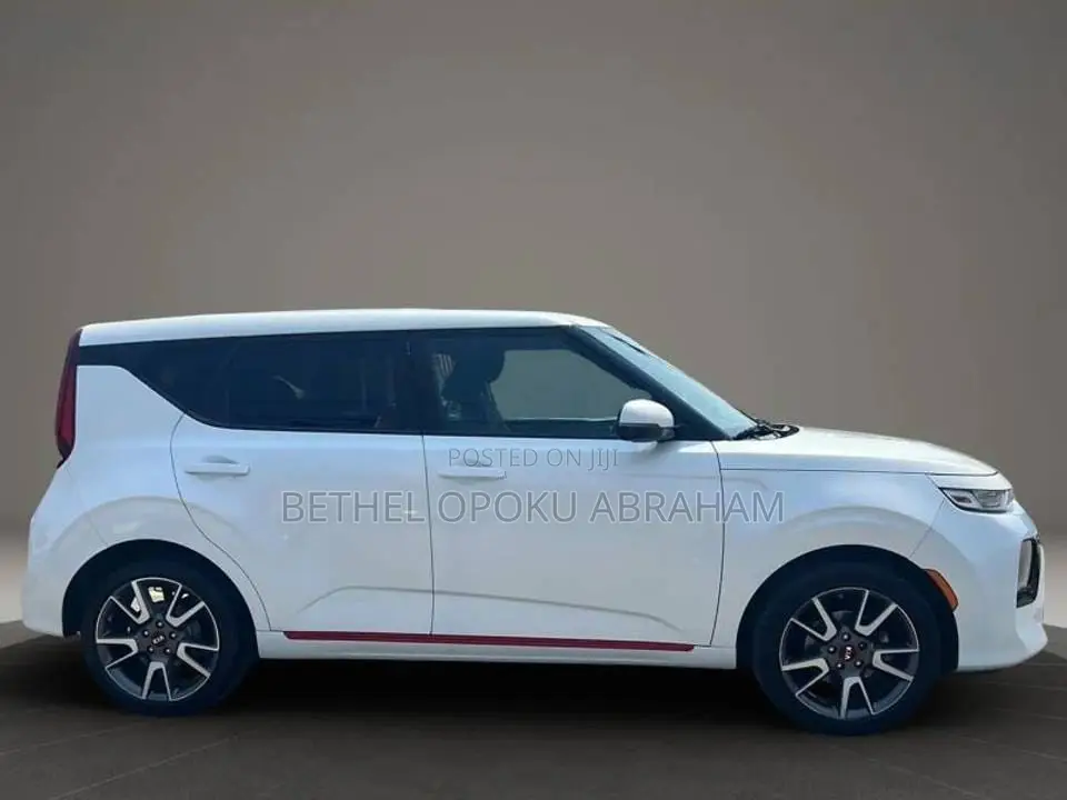 Kia Soul 2021 White
