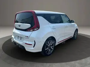 Kia Soul 2021 White