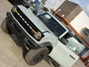 Ford Bronco Sport Badlands AWD 2023 Ivory