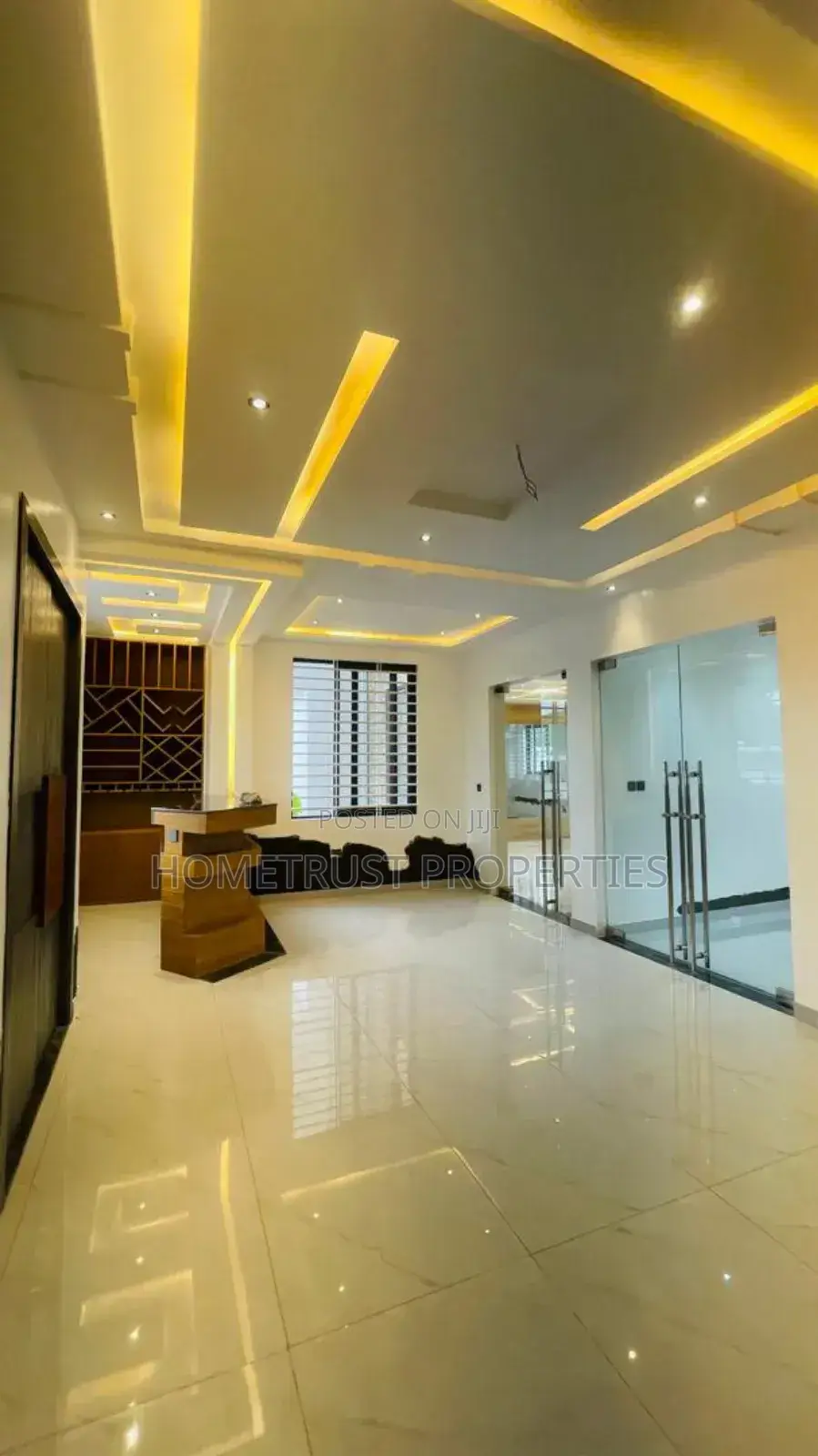 5bdrm Duplex in Hometrust Properties, East Legon for sale
